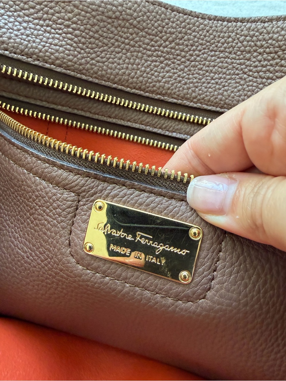 Salvatore Ferragamo Amy Leather Tote Bag Taupe Brown Orange Made in Italy - Picture 9 of 14